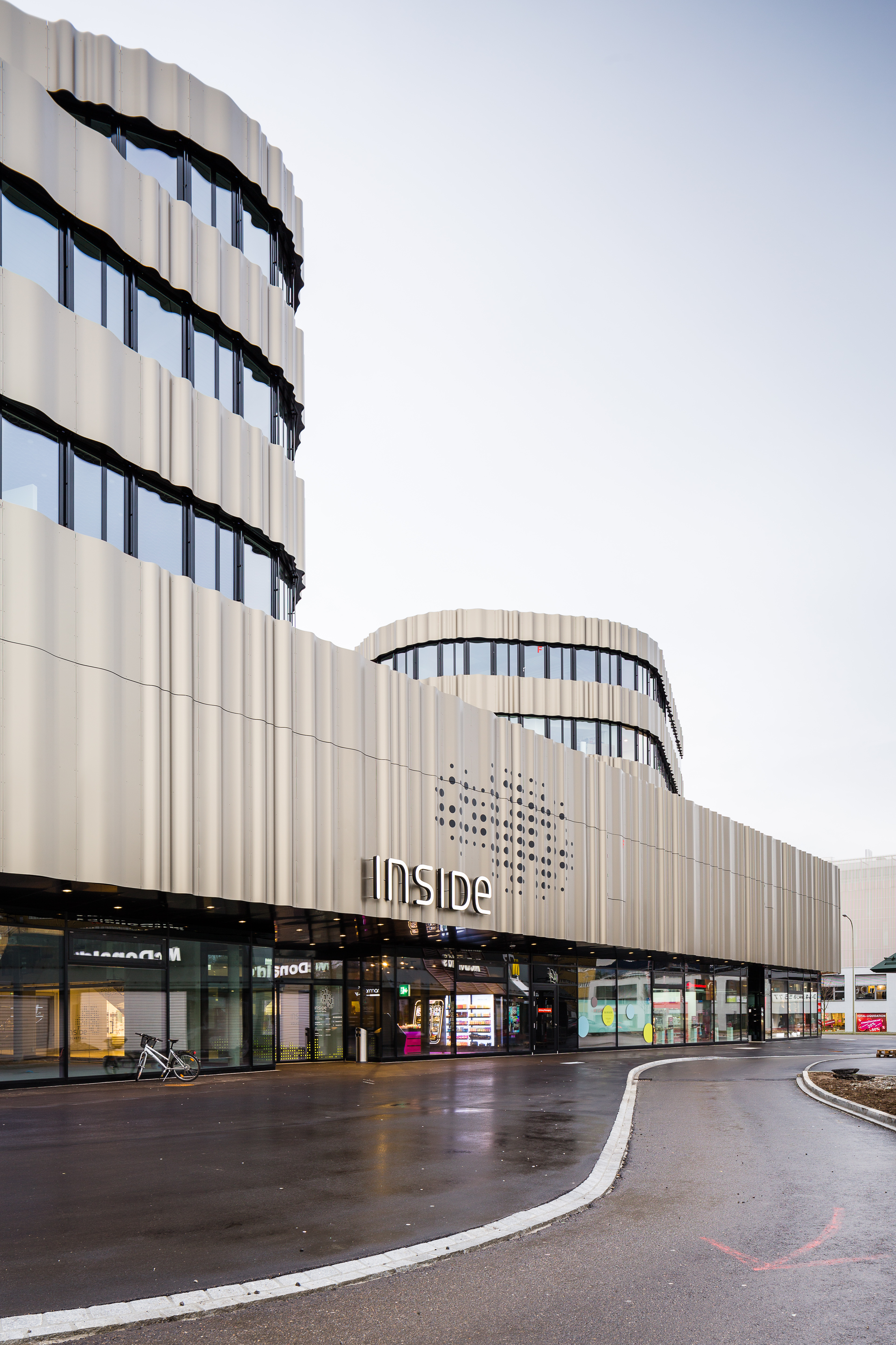 Einkaufszentrum INSIDE, Volketswil Einkaufszentrum INSIDE, Volketswil