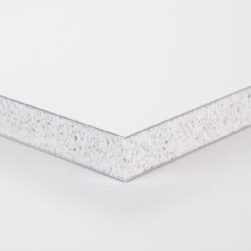 CORAPAN AL-85
Beschichtung Vorder- und Rückseite:
mit Aluminium-Blech 1 mm, Polyesterlack
beidseitig mit Schutzfolie beschichtet