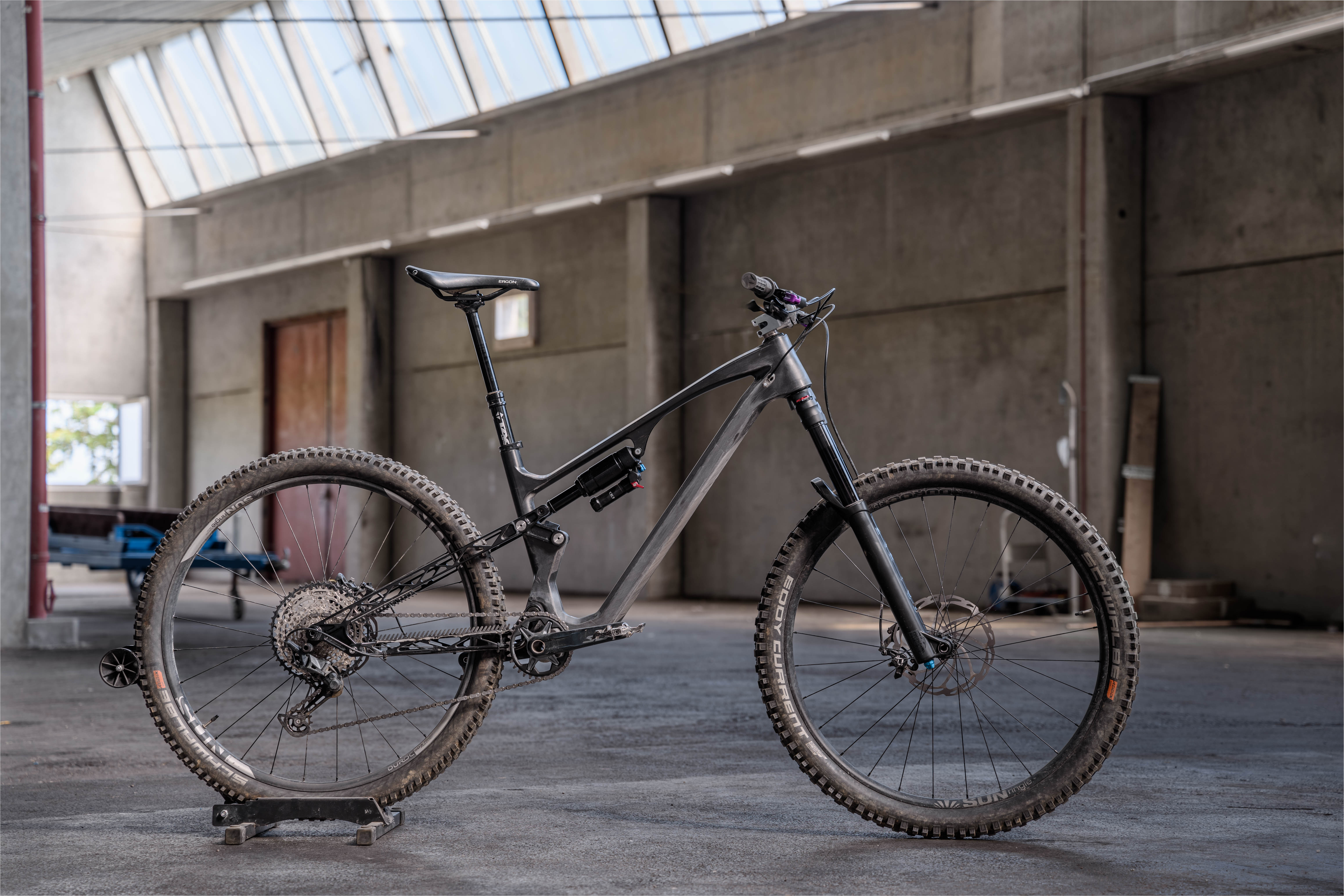 Carbon-Rahmen für GAMUX Mountainbike Carbon-Rahmen für GAMUX Mountainbike